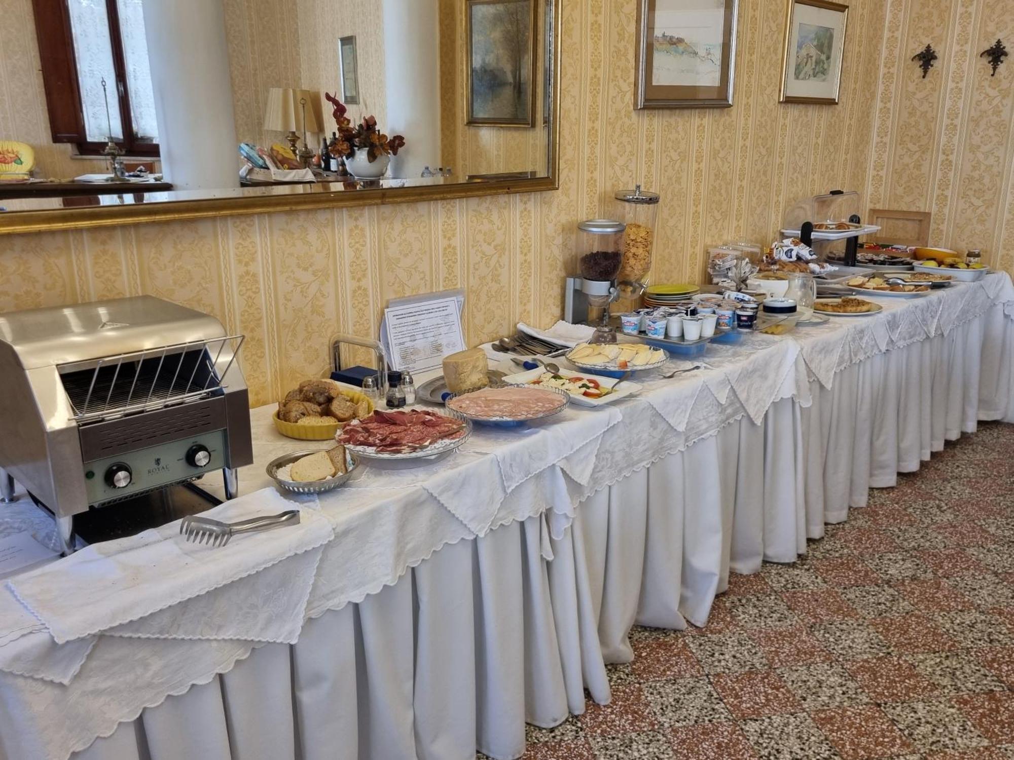 Albergo Il Marzocco - Hotel Dal 1860 Montepulciano Stazione Eksteriør bilde